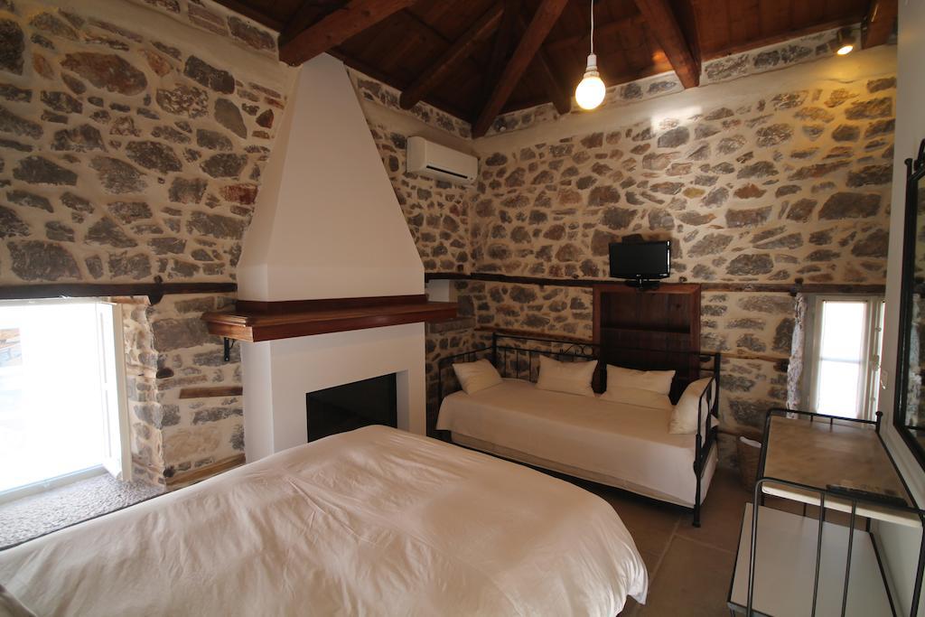 Guesthouse Alexandra Hidra Exterior foto