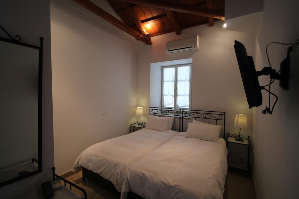 Guesthouse Alexandra Hidra Exterior foto