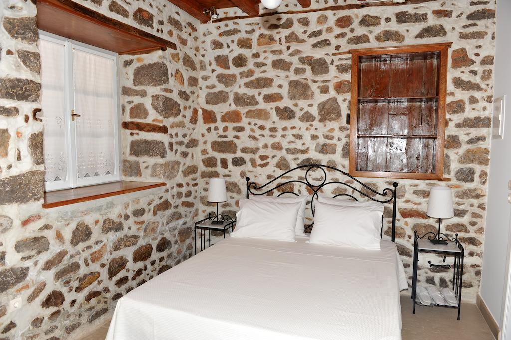 Guesthouse Alexandra Hidra Exterior foto